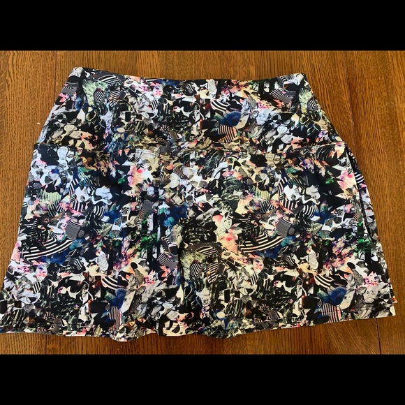 B Passionit Tennis skirt L colorful modern 15”, new - Picture 3 of 5